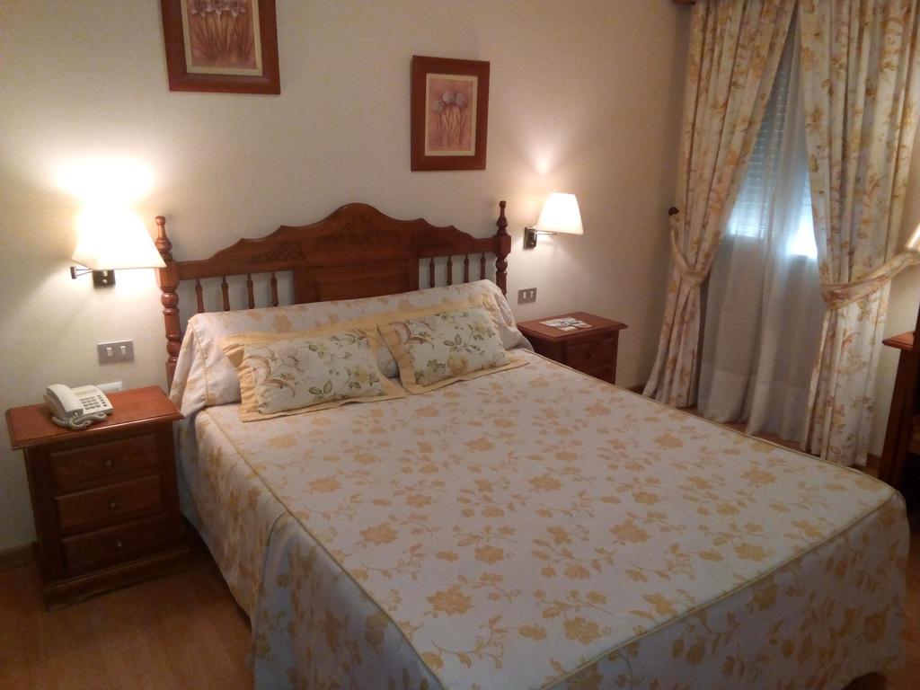 Hotel Victoria Zafra Εξωτερικό φωτογραφία